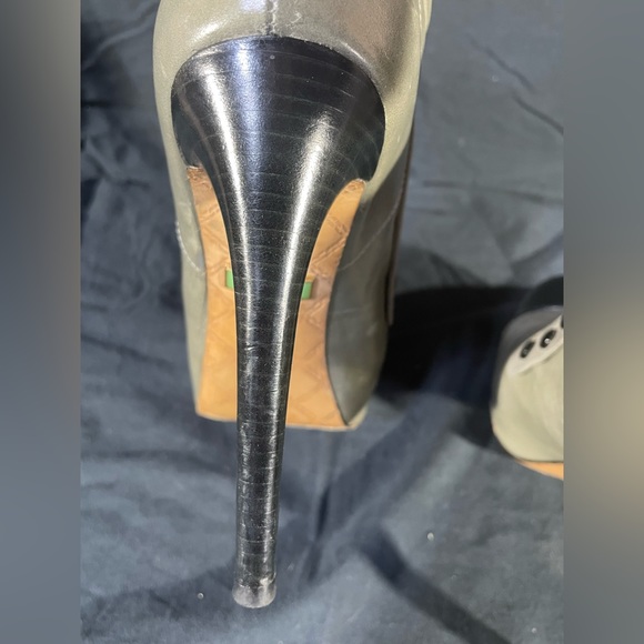 L.A.M.B. Ankle Boots Size 8.5 - Picture 10 of 16